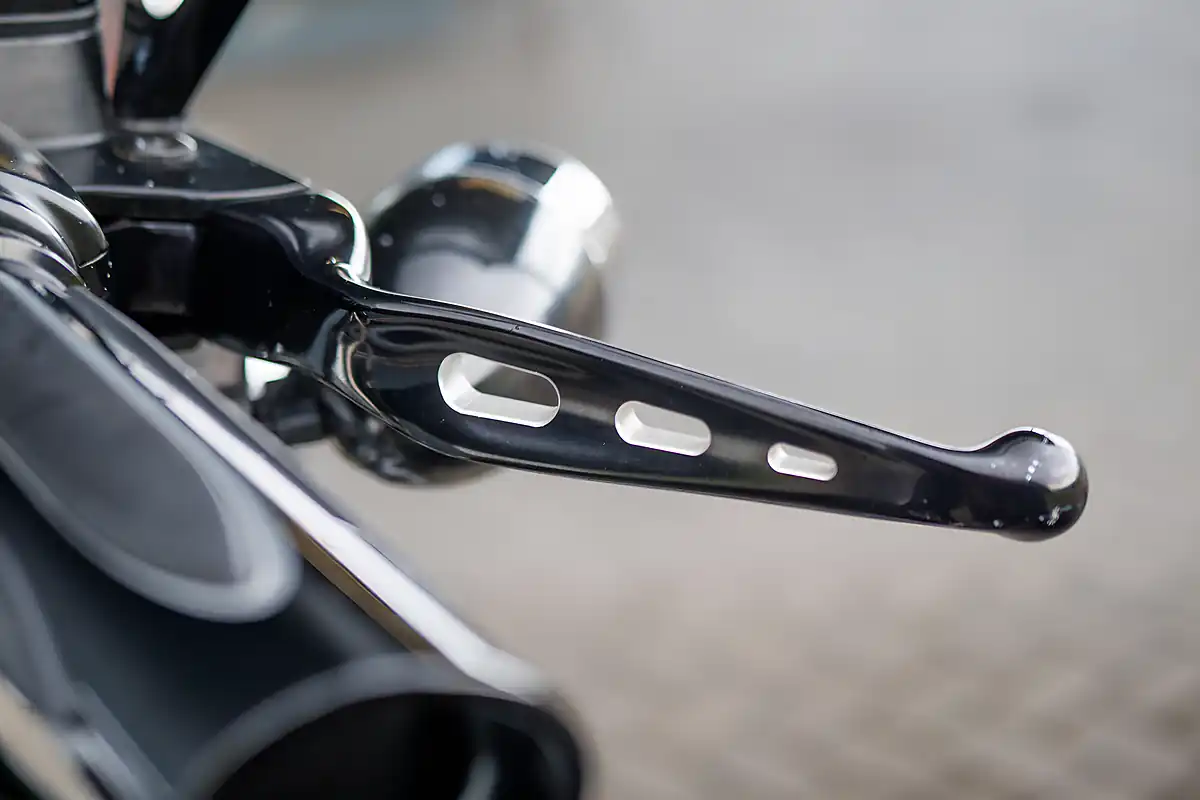 Used 2012 Harley-Davidson Softail Fat Boy Vivid Black - Interior and Exterior details 15