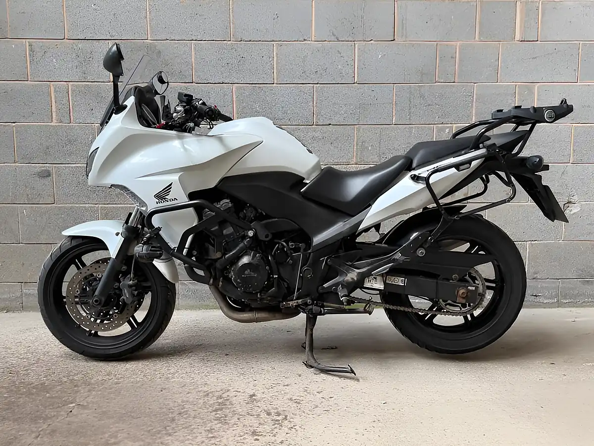 Used 2012 Honda CBF1000 Touring Setup White - Interior and Exterior details 5