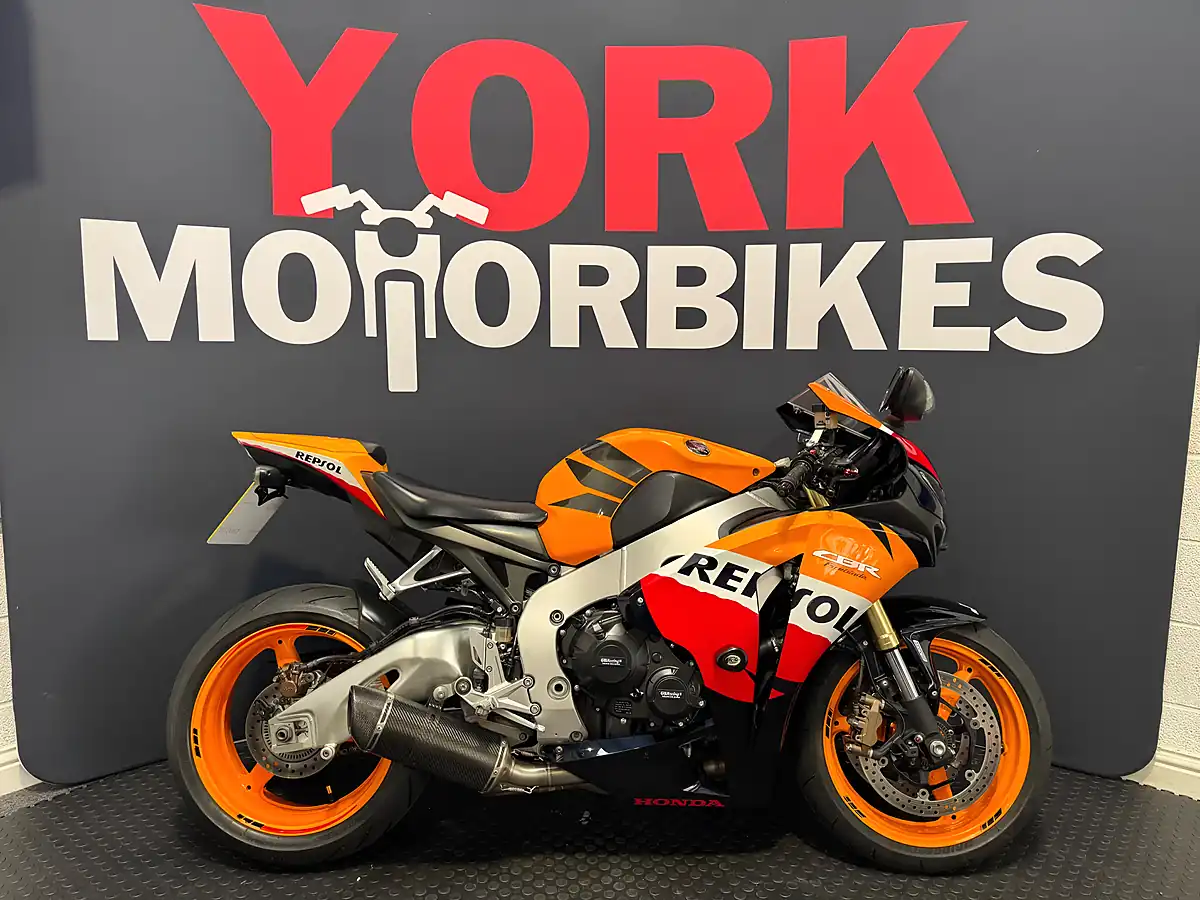 Used 2012 Honda CBR1000RR Fireblade - Front View
