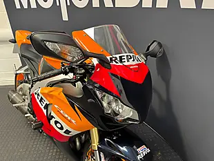 Used 2012 Honda CBR1000RR Fireblade - Interior and Exterior details 7