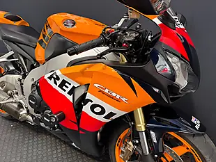 Used 2012 Honda CBR1000RR Fireblade - Interior and Exterior details 8