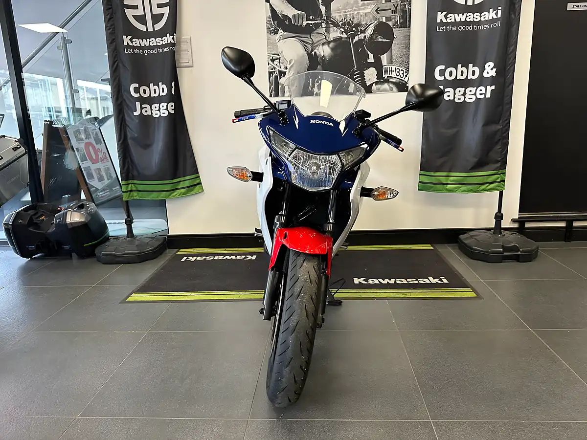 Used 2012 Honda CBR250R Sports Blue - Interior and Exterior details 10