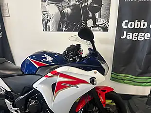 Used 2012 Honda CBR250R Sports Blue - Interior and Exterior details 7