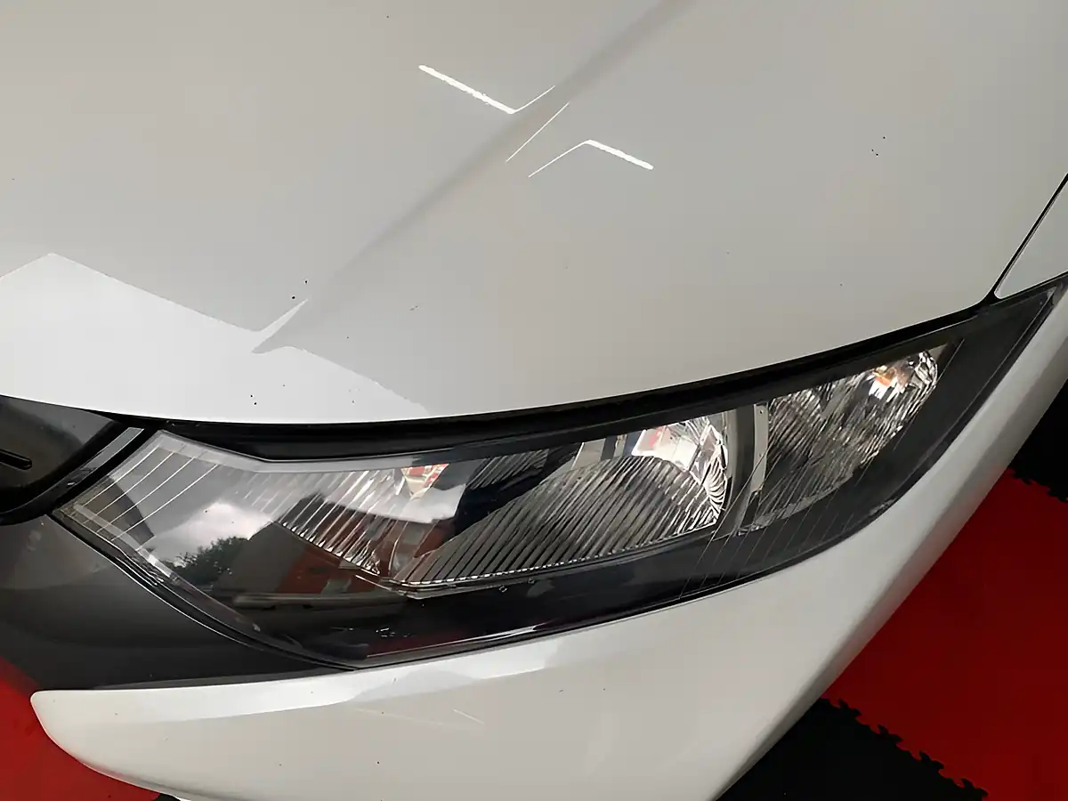Used 2012 Honda Civic Ex White - Interior and Exterior details 10