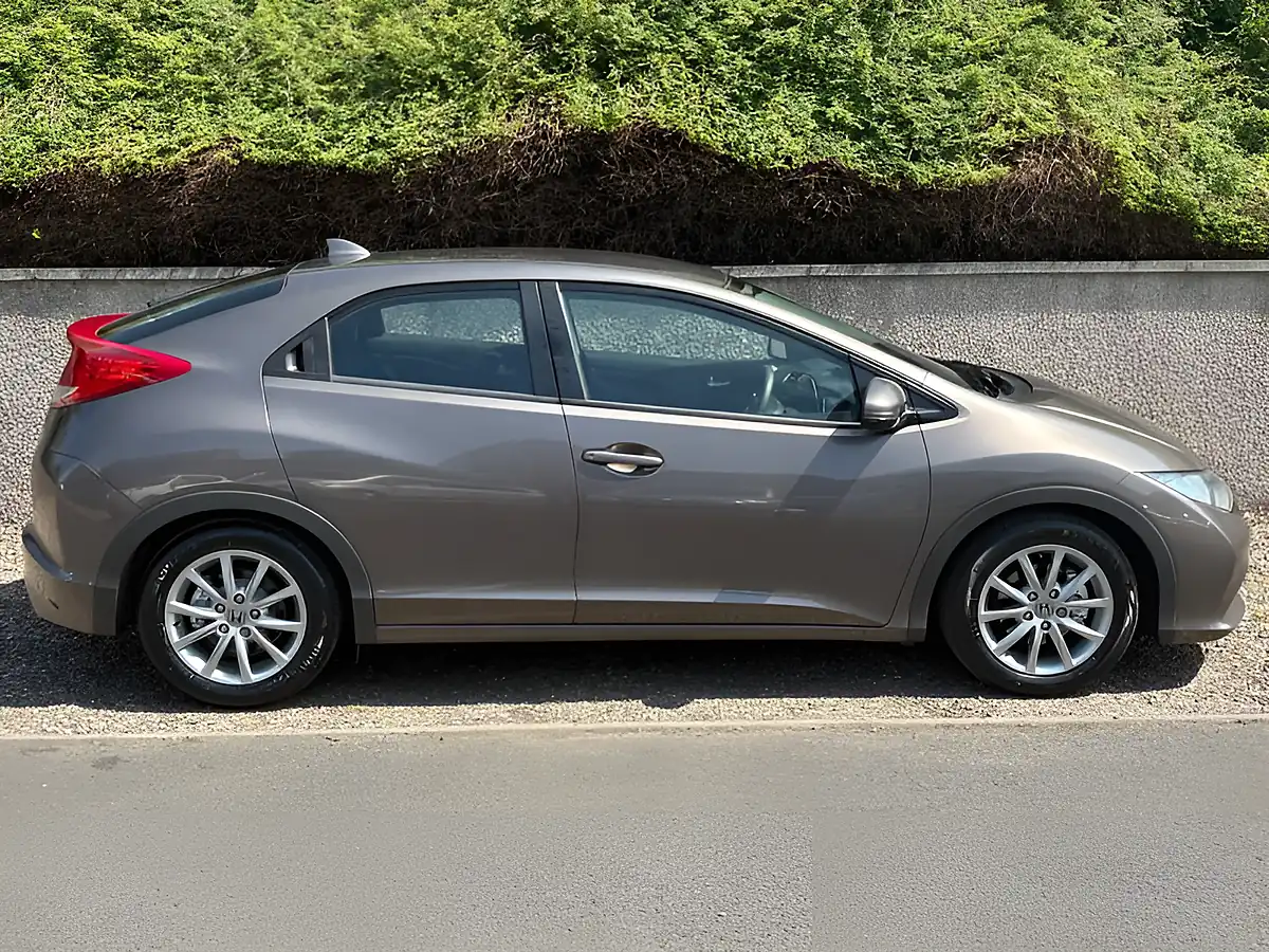 Used 2012 Honda Civic Se Brown - Interior and Exterior details 2