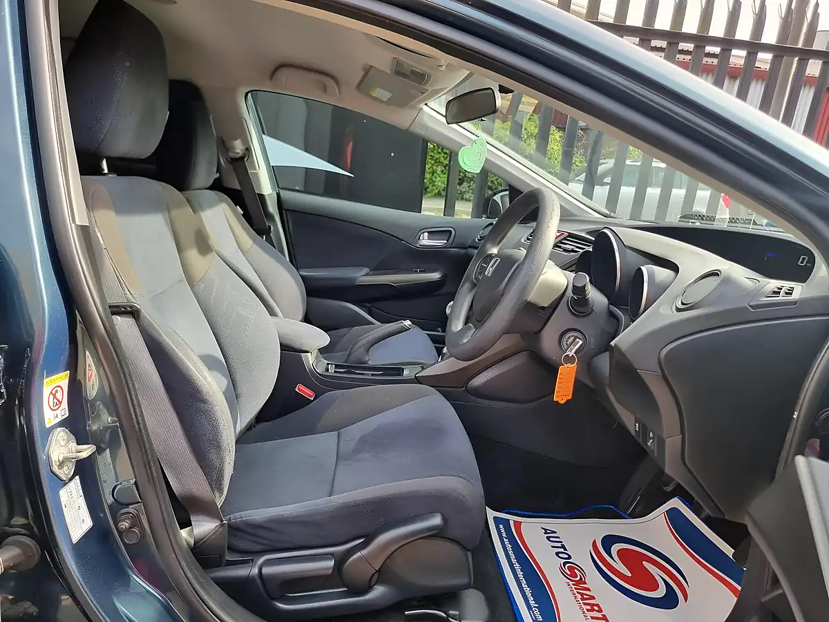 Used 2012 Honda Civic Se Euro 5 Green - Interior and Exterior details 13