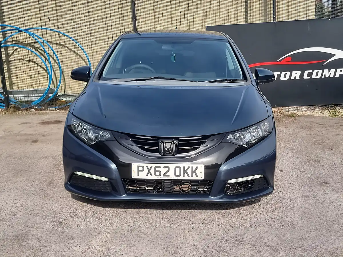 Used 2012 Honda Civic Se Euro 5 Green - Interior and Exterior details 2