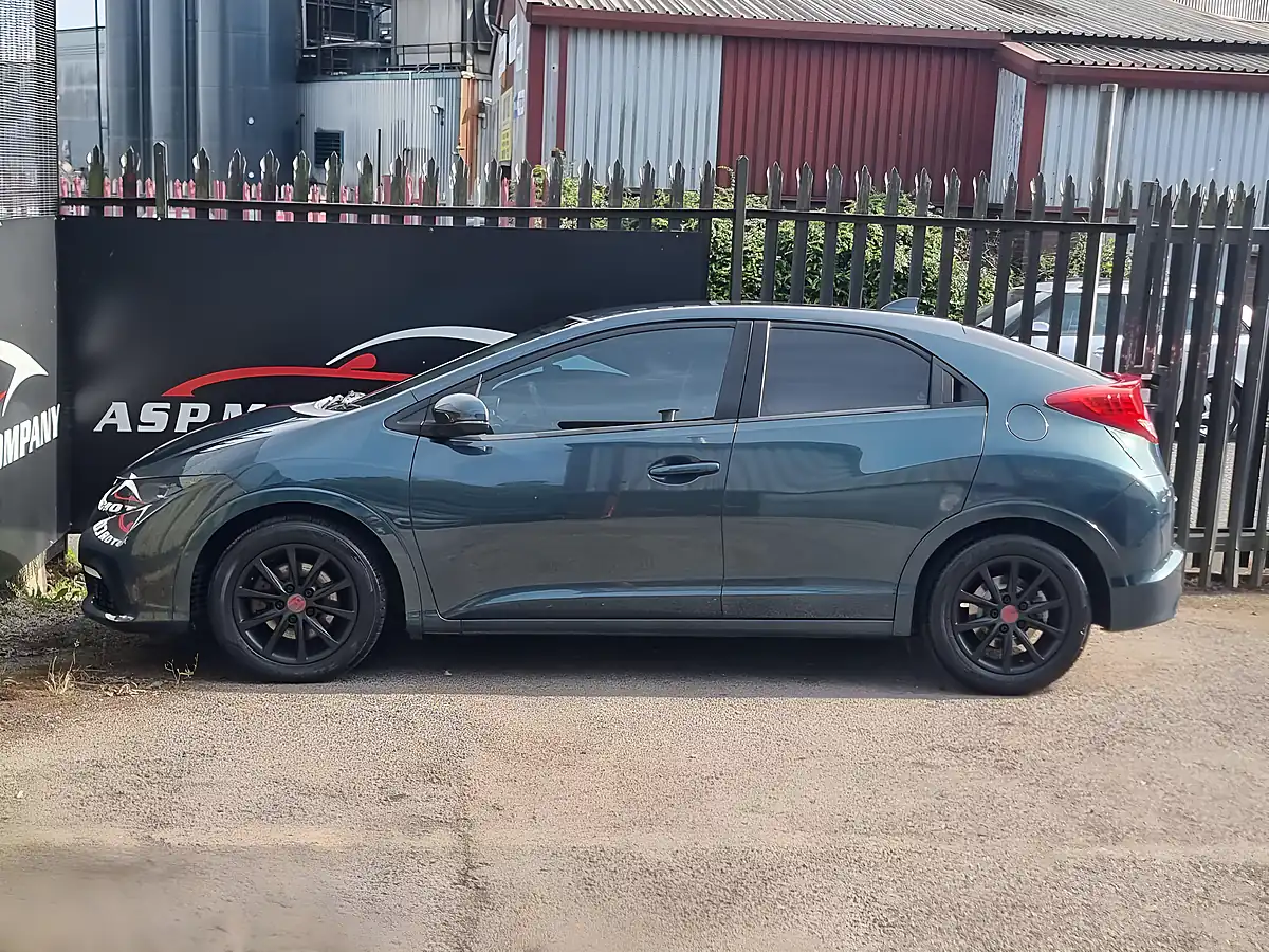 Used 2012 Honda Civic Se Euro 5 Green - Interior and Exterior details 4