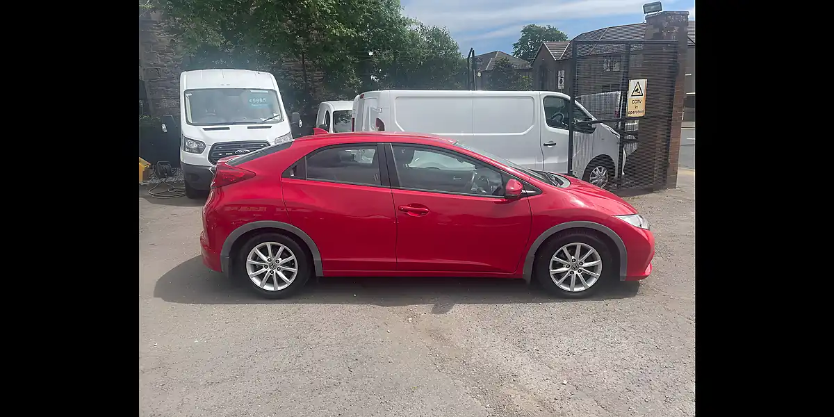 Used 2012 Honda Civic Se Red - Interior and Exterior details 3