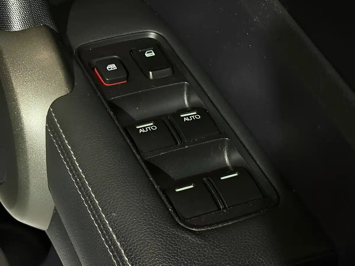 Used 2012 Honda Cr-V Es-T Black - Interior and Exterior details 16