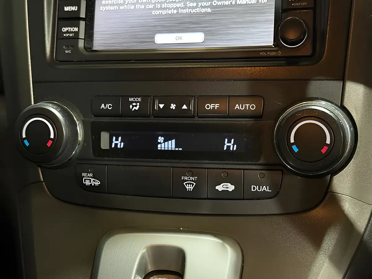 Used 2012 Honda Cr-V Es-T Black - Interior and Exterior details 18