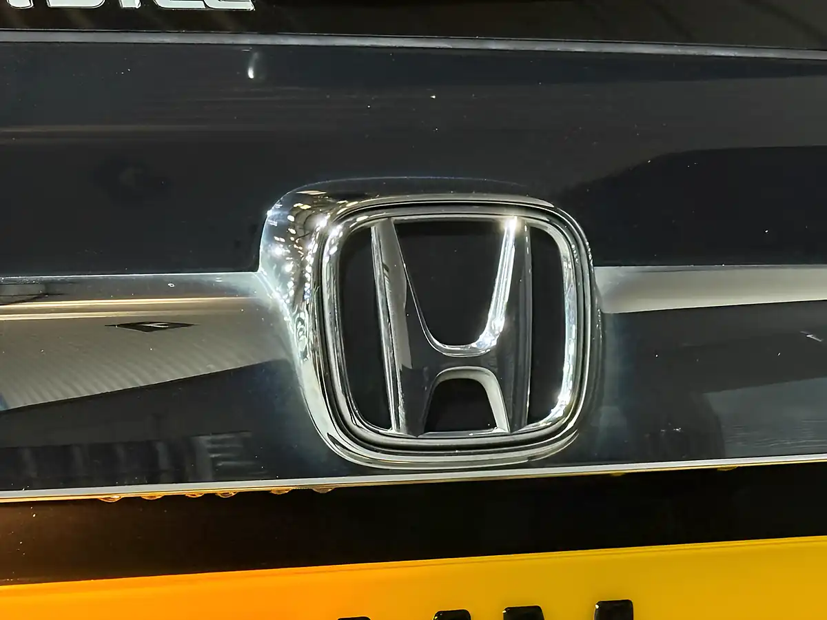 Used 2012 Honda Cr-V Es-T Black - Interior and Exterior details 5