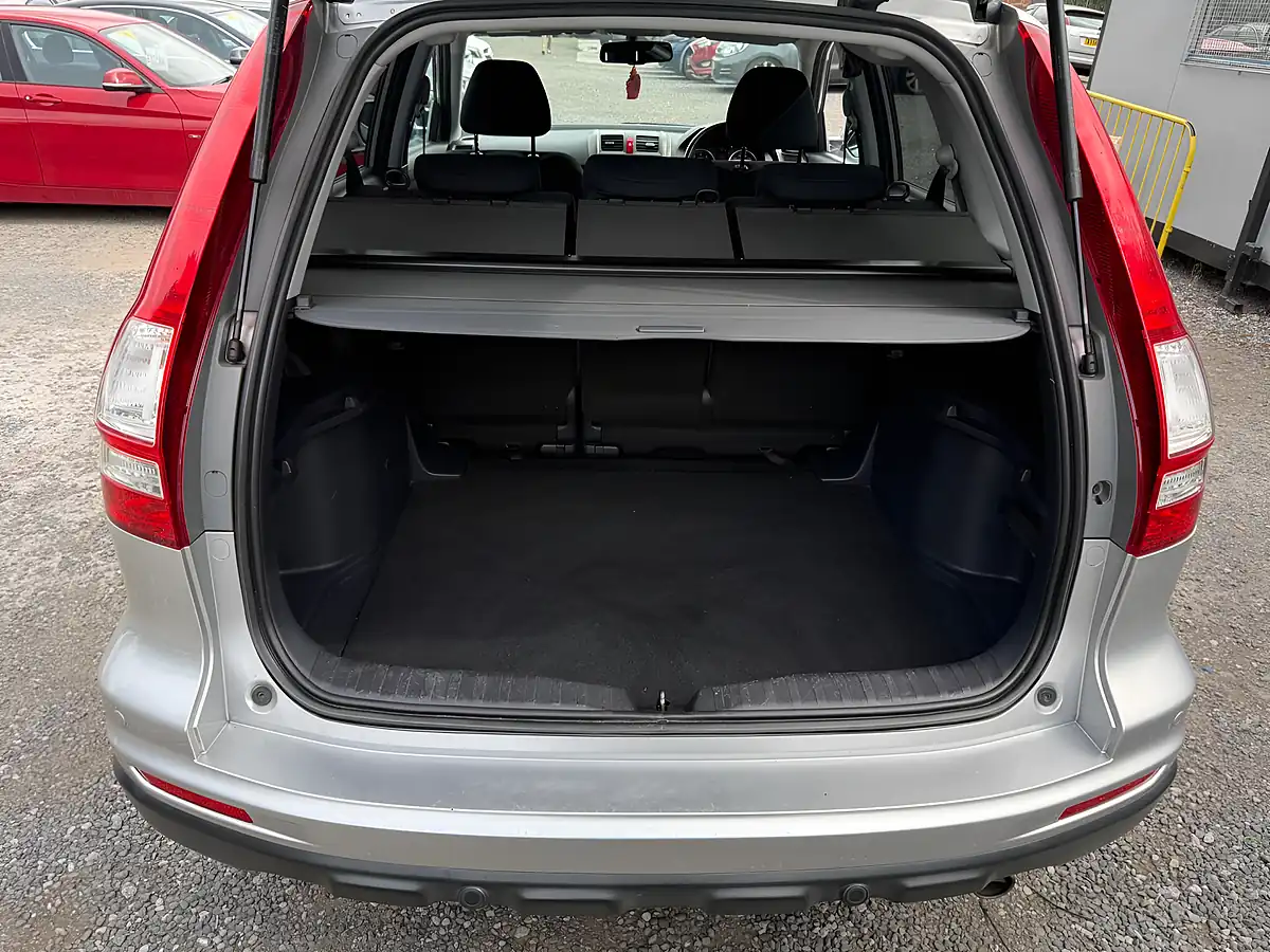 Used 2012 Honda Cr-V Se Plus Silver - Interior and Exterior details 6