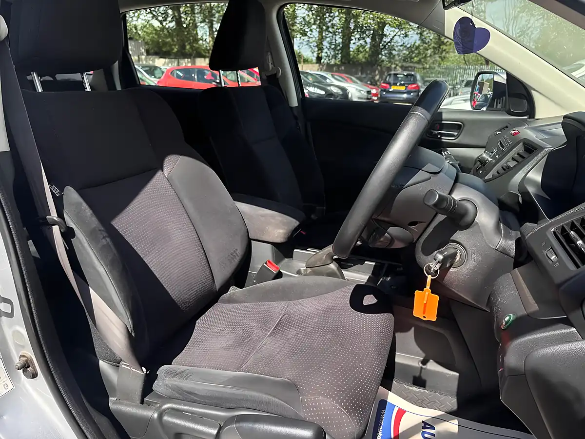 Used 2012 Honda Cr-V Se Silver - Interior and Exterior details 10