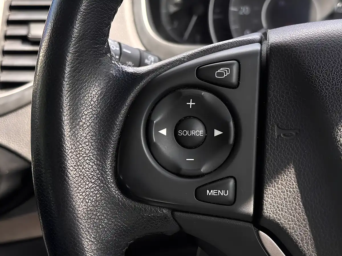 Used 2012 Honda Cr-V Se Silver - Interior and Exterior details 16