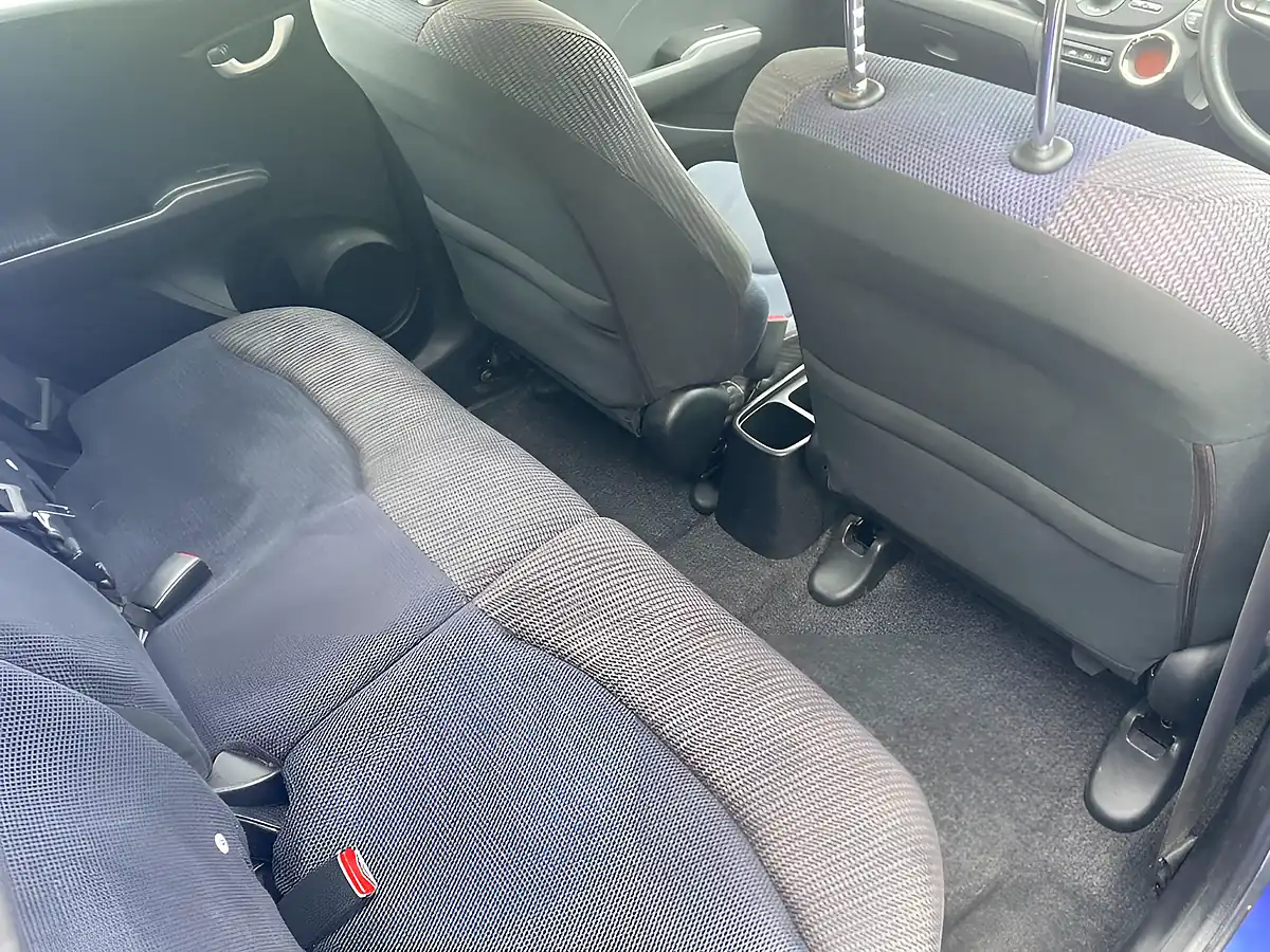 Used 2012 Honda Jazz Es Blue - Interior and Exterior details 12