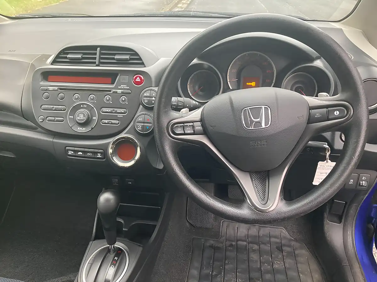Used 2012 Honda Jazz Es Blue - Interior and Exterior details 16