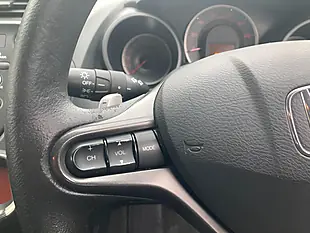 Used 2012 Honda Jazz Es Blue - Interior and Exterior details 19