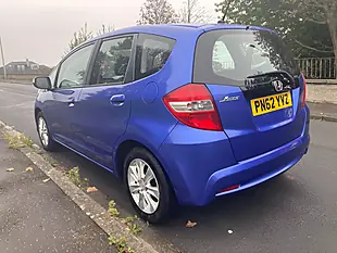Used 2012 Honda Jazz Es Blue - Interior and Exterior details 5