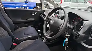 Used 2012 Honda Jazz Es Brown - Interior and Exterior details 13