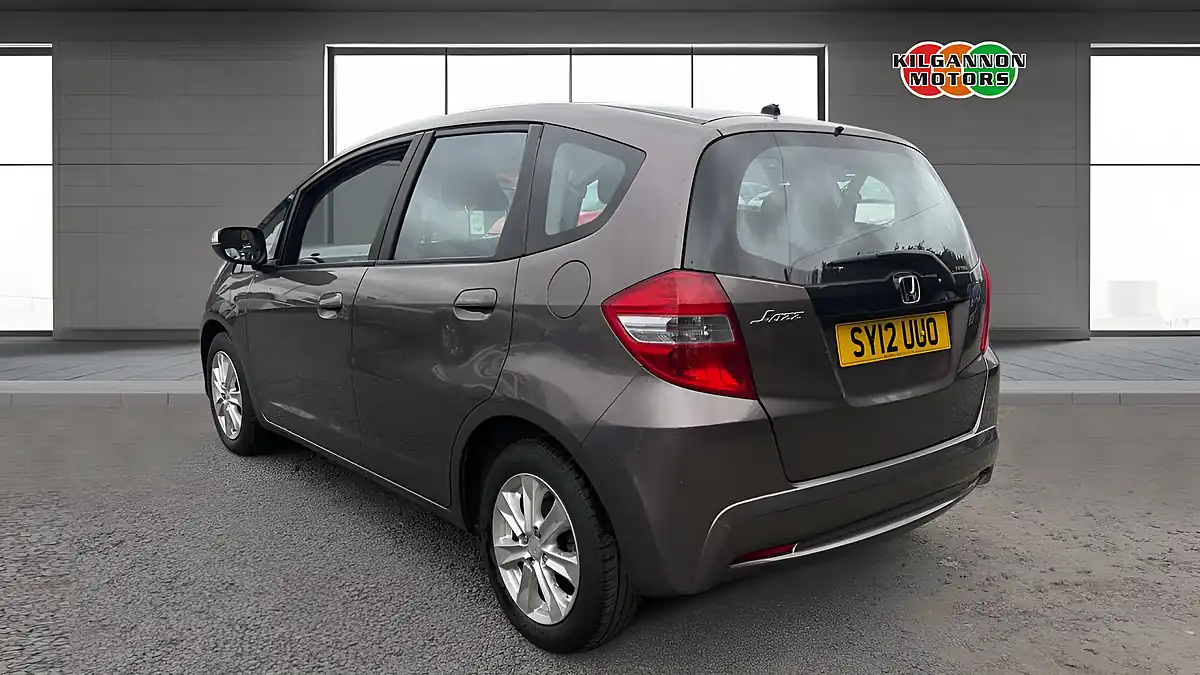 Used 2012 Honda Jazz Es Brown - Interior and Exterior details 2