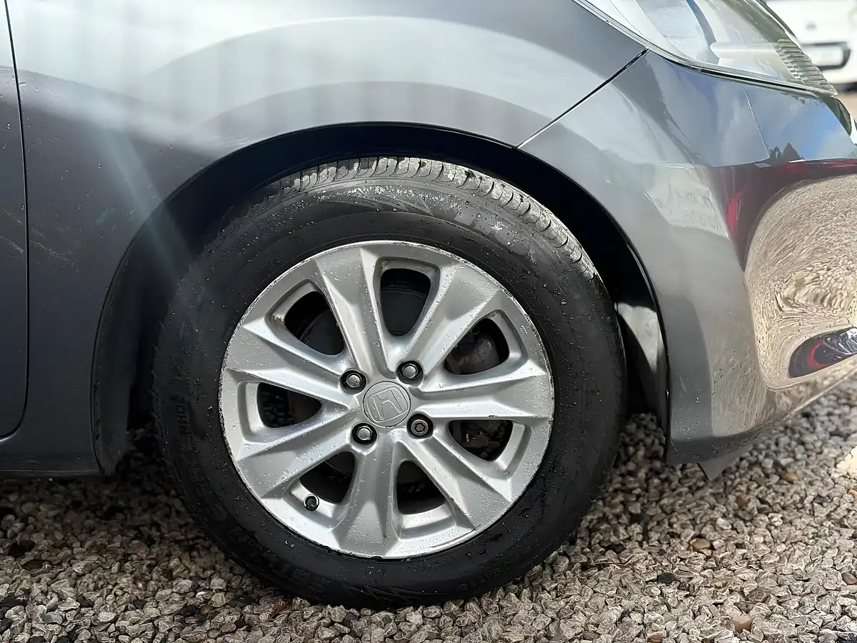 Used 2012 Honda Jazz Es Grey - Interior and Exterior details 14