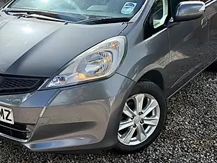 Used 2012 Honda Jazz Es Grey - Interior and Exterior details 6
