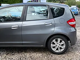 Used 2012 Honda Jazz Es Grey - Interior and Exterior details 8