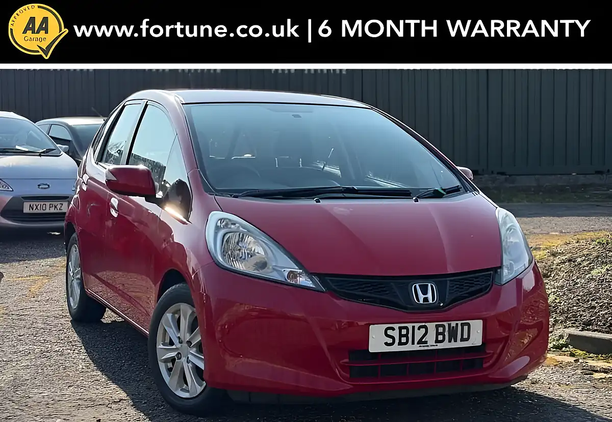 Used 2012 Honda Jazz Es Red - Front View