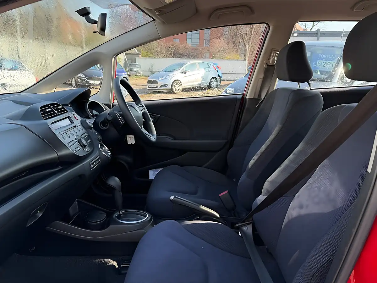 Used 2012 Honda Jazz Es Red - Interior and Exterior details 12