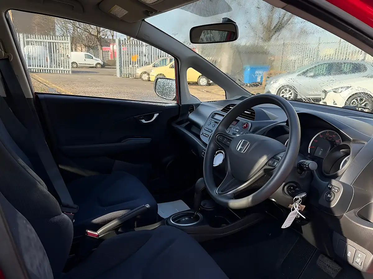 Used 2012 Honda Jazz Es Red - Interior and Exterior details 7