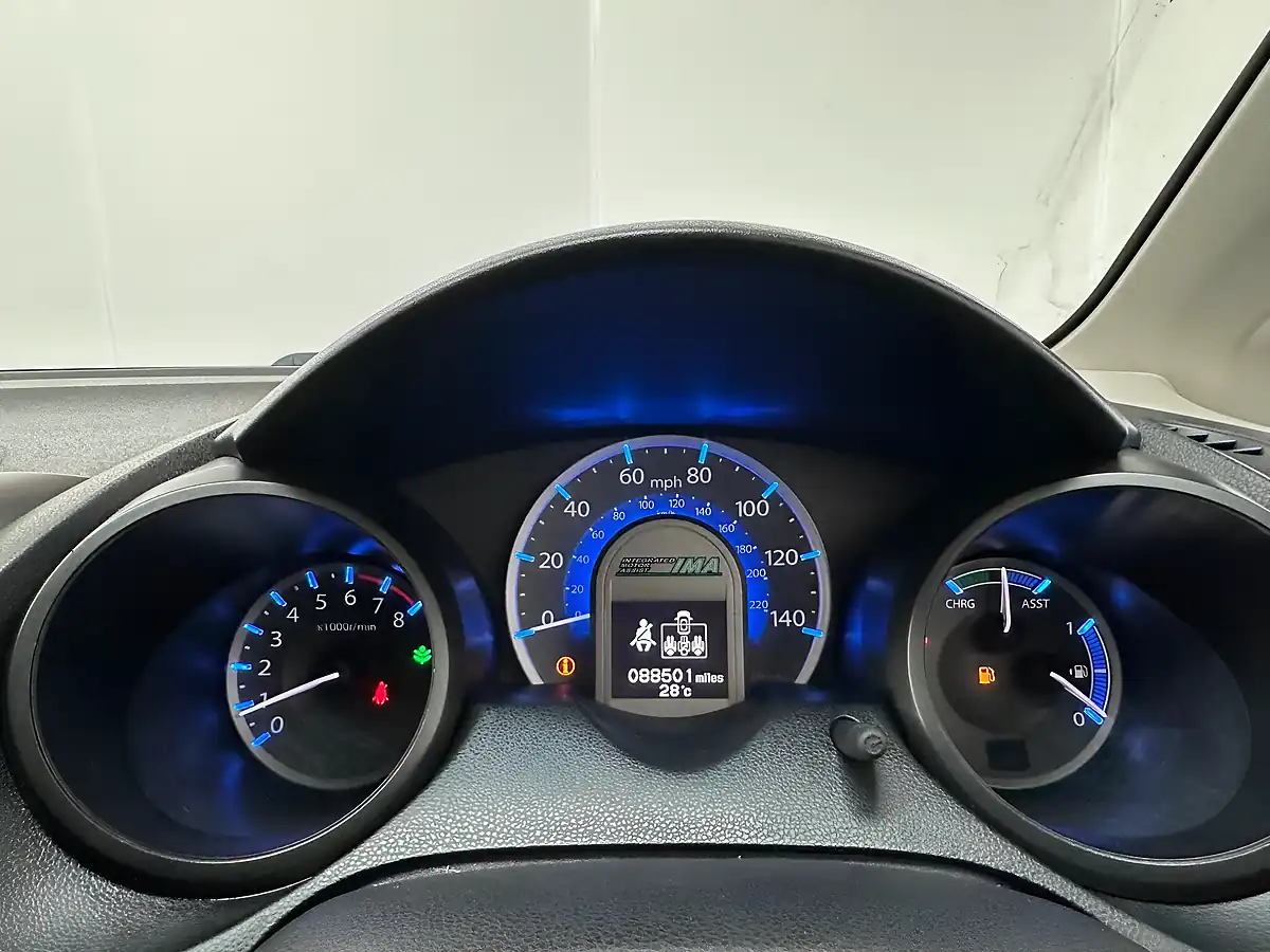 Used 2012 Honda Jazz He Azure Blue - Interior and Exterior details 12