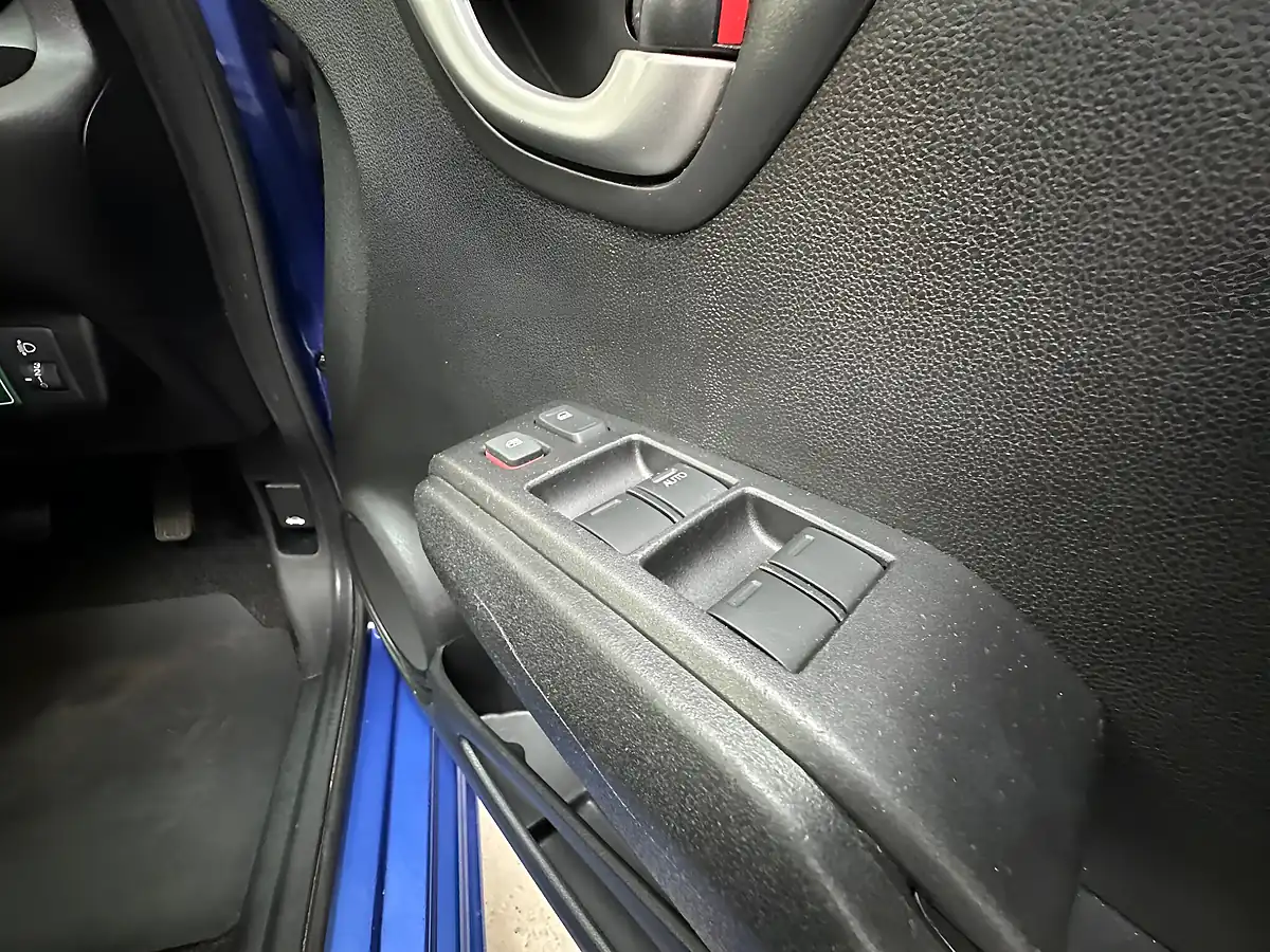 Used 2012 Honda Jazz He Azure Blue - Interior and Exterior details 13