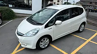Used 2012 Honda Jazz Hs White - Interior and Exterior details 13