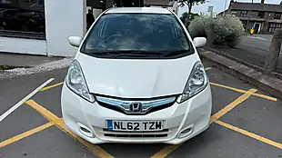 Used 2012 Honda Jazz Hs White - Interior and Exterior details 6