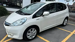 Used 2012 Honda Jazz Hs White - Interior and Exterior details 7