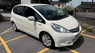 Used 2012 Honda Jazz Hs White - Interior and Exterior details 8