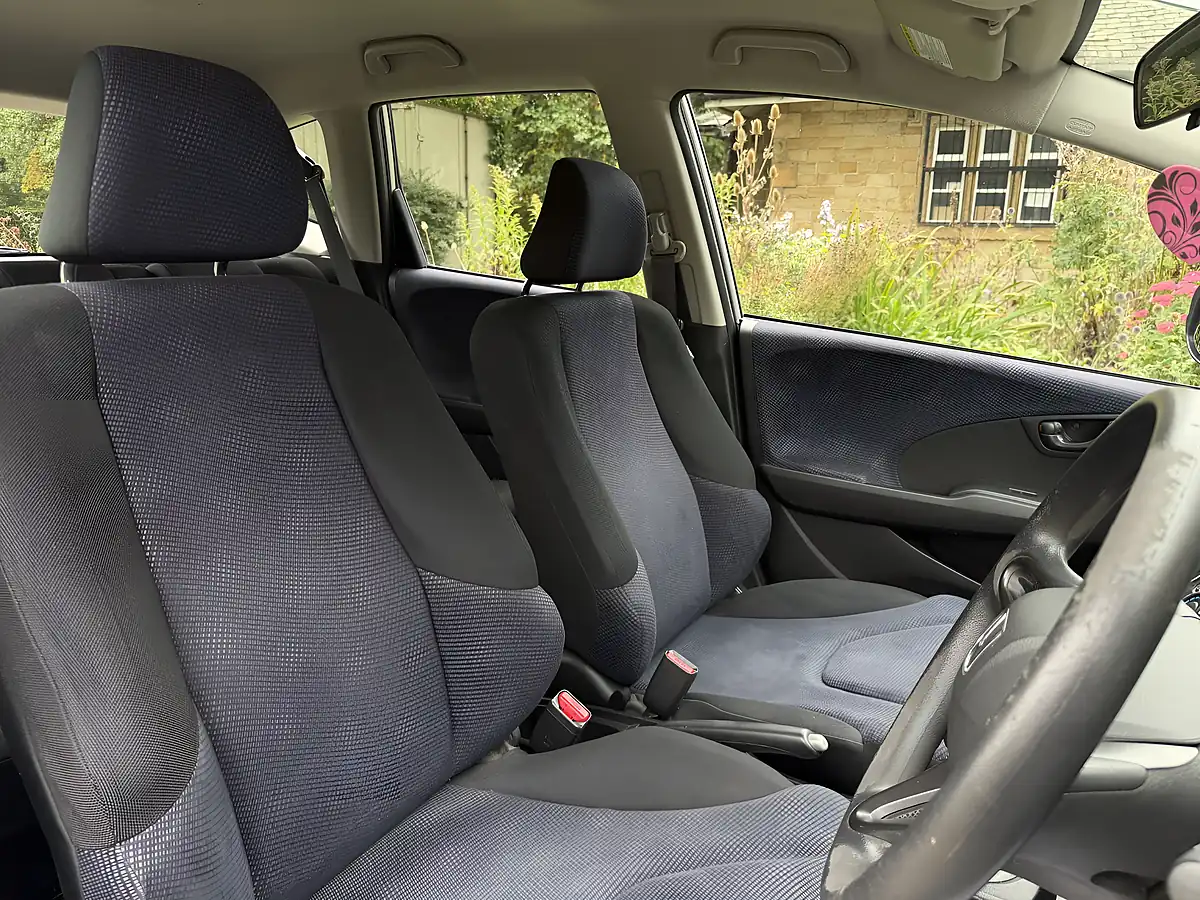 Used 2012 Honda Jazz S Silver - Interior and Exterior details 12
