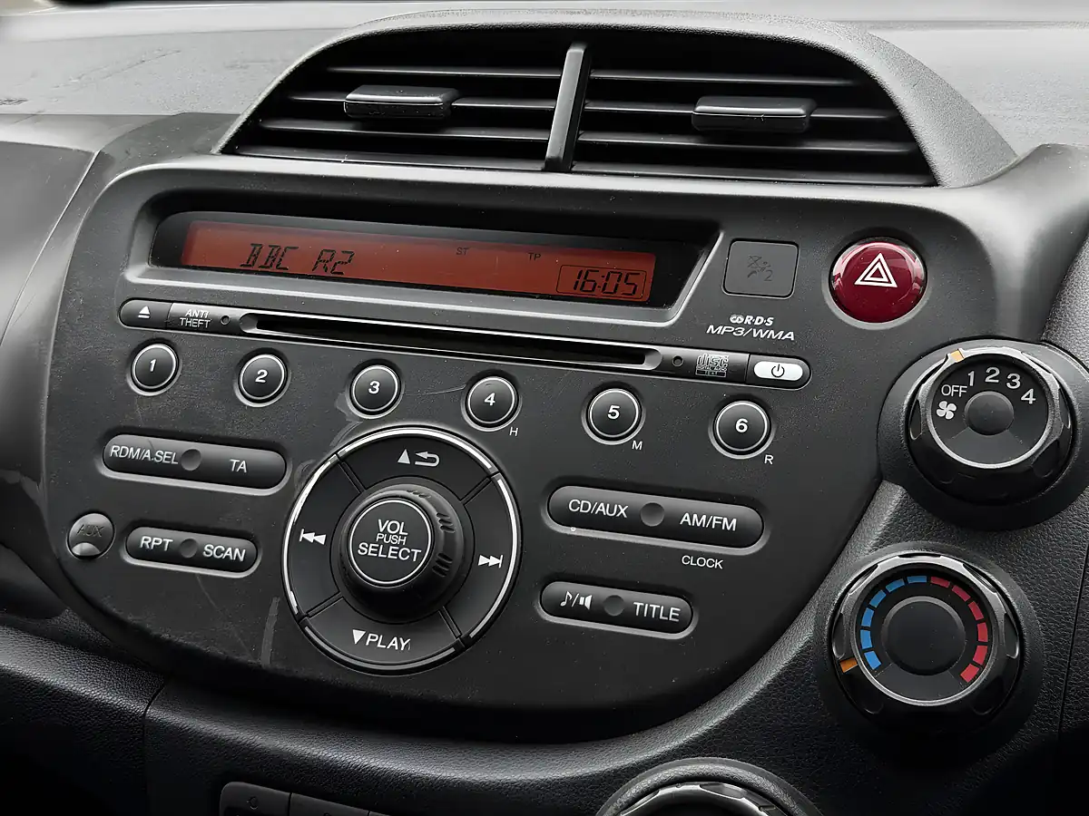 Used 2012 Honda Jazz S Silver - Interior and Exterior details 17