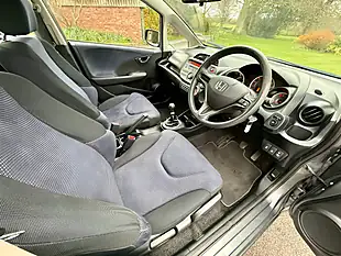 Used 2012 Honda Jazz Se Grey - Interior and Exterior details 10
