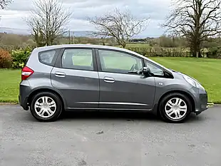 Used 2012 Honda Jazz Se Grey - Interior and Exterior details 3