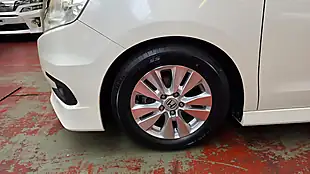 Used 2012 Honda Stepwagon Spada White - Interior and Exterior details 20