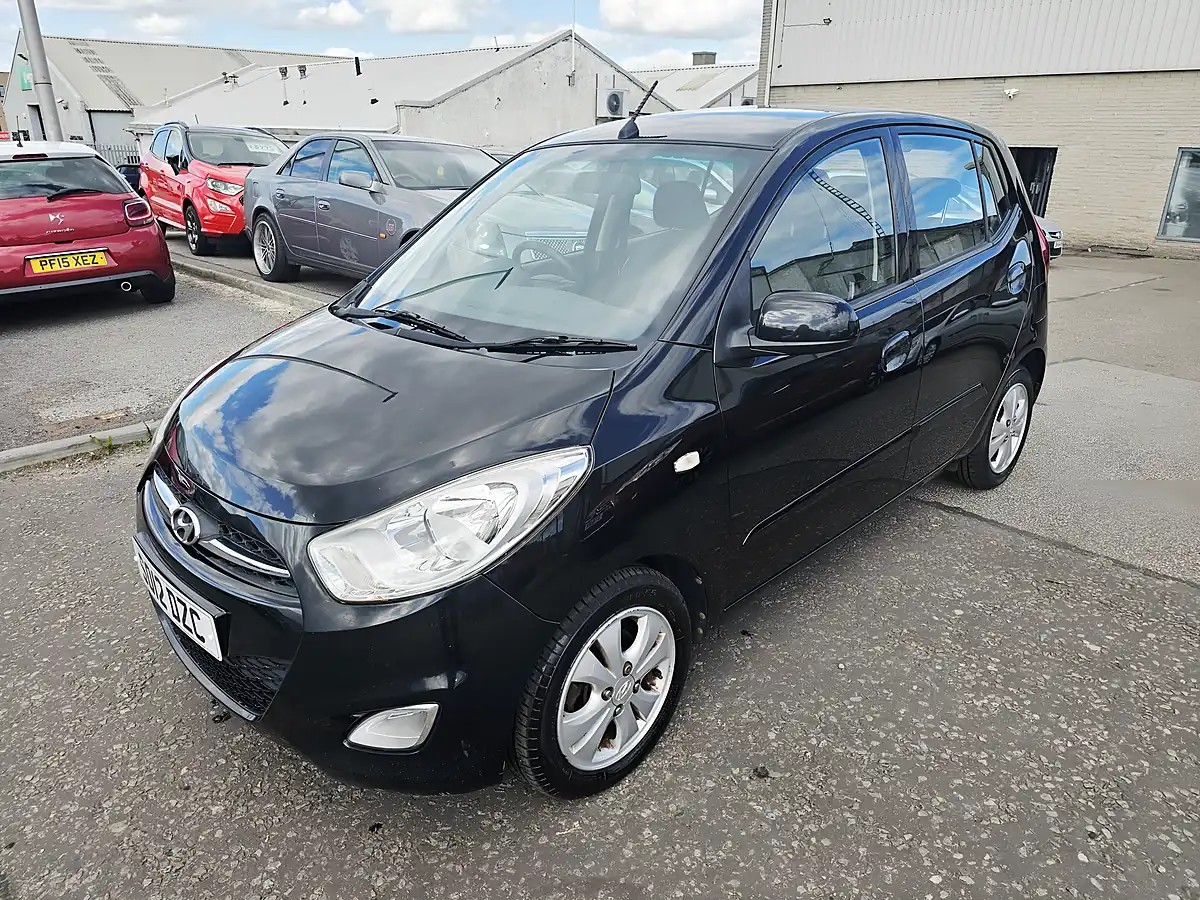 Used 2012 Hyundai i10 Active Black - Front View