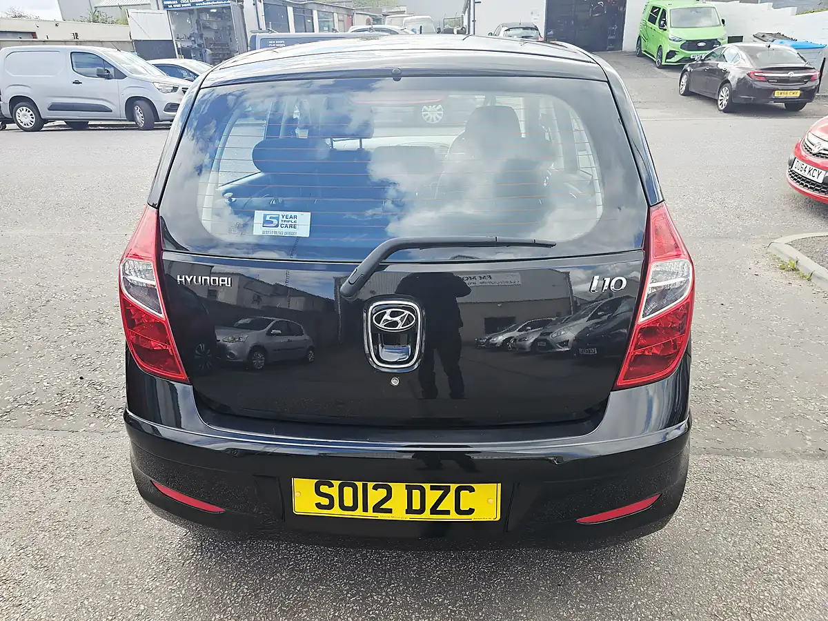 Used 2012 Hyundai i10 Active Black - Interior and Exterior details 3