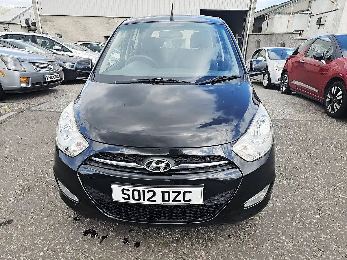 Used 2012 Hyundai i10 Active Black - Interior and Exterior details 6