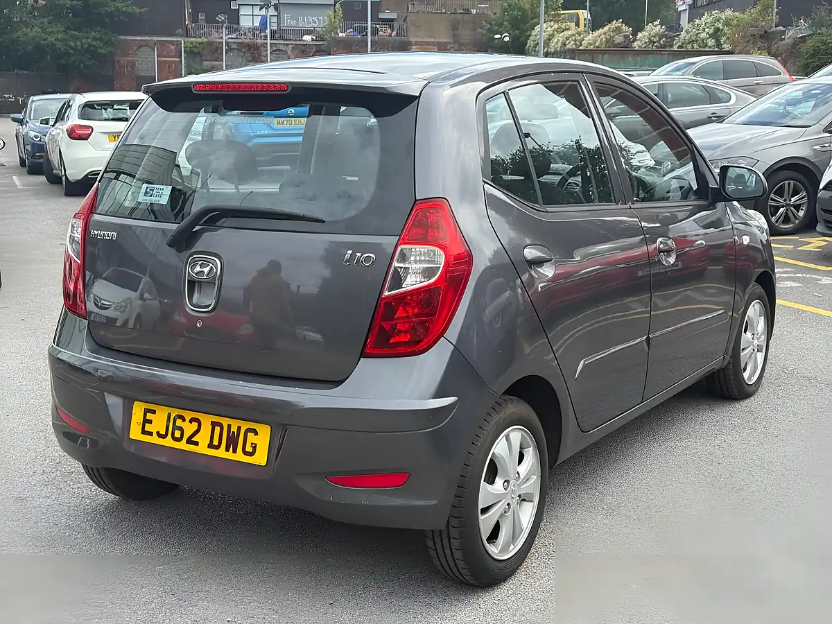 Used 2012 Hyundai I10 Active Grey - Interior and Exterior details 11