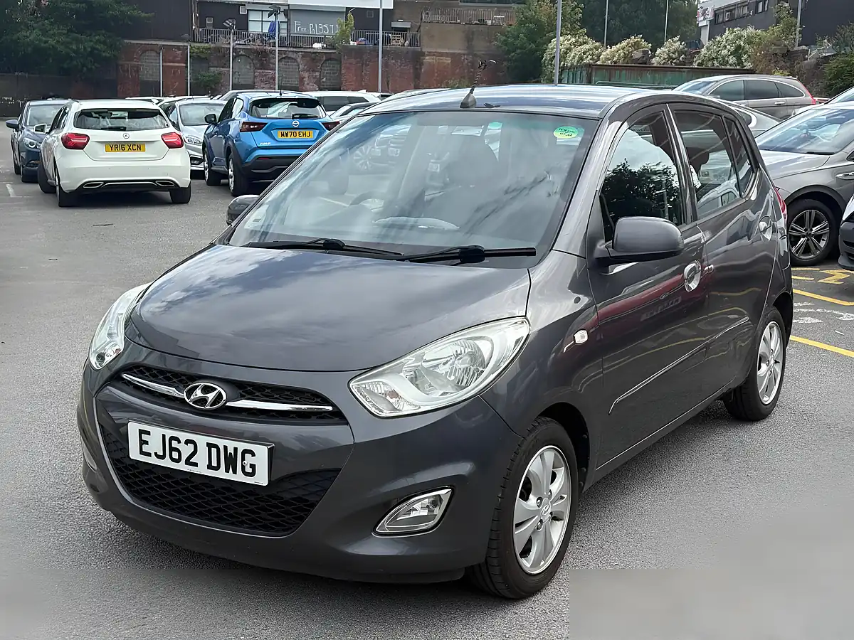 Used 2012 Hyundai I10 Active Grey - Interior and Exterior details 4