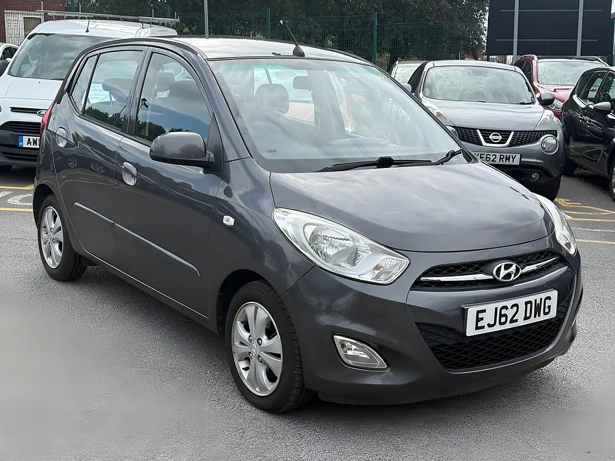 Used 2012 Hyundai I10 Active Grey - Interior and Exterior details 6