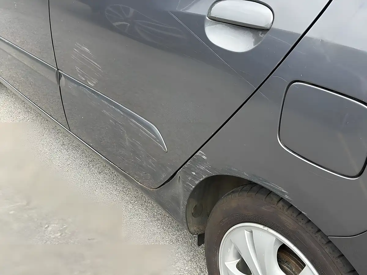 Used 2012 Hyundai I10 Active Grey - Interior and Exterior details 9