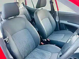 Used 2012 Hyundai I10 Active Red - Interior and Exterior details 13